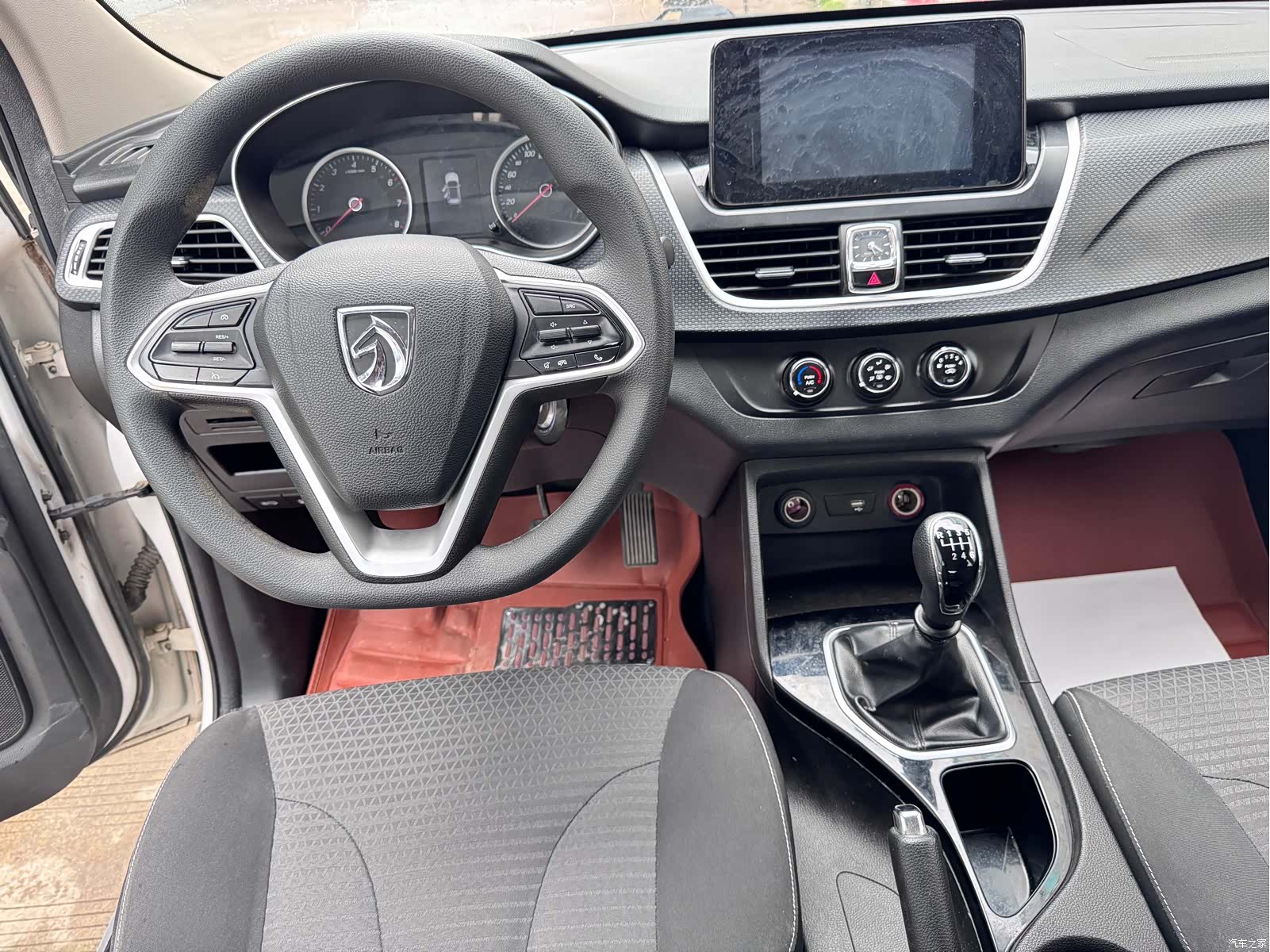 Wuling 730, 2021 11