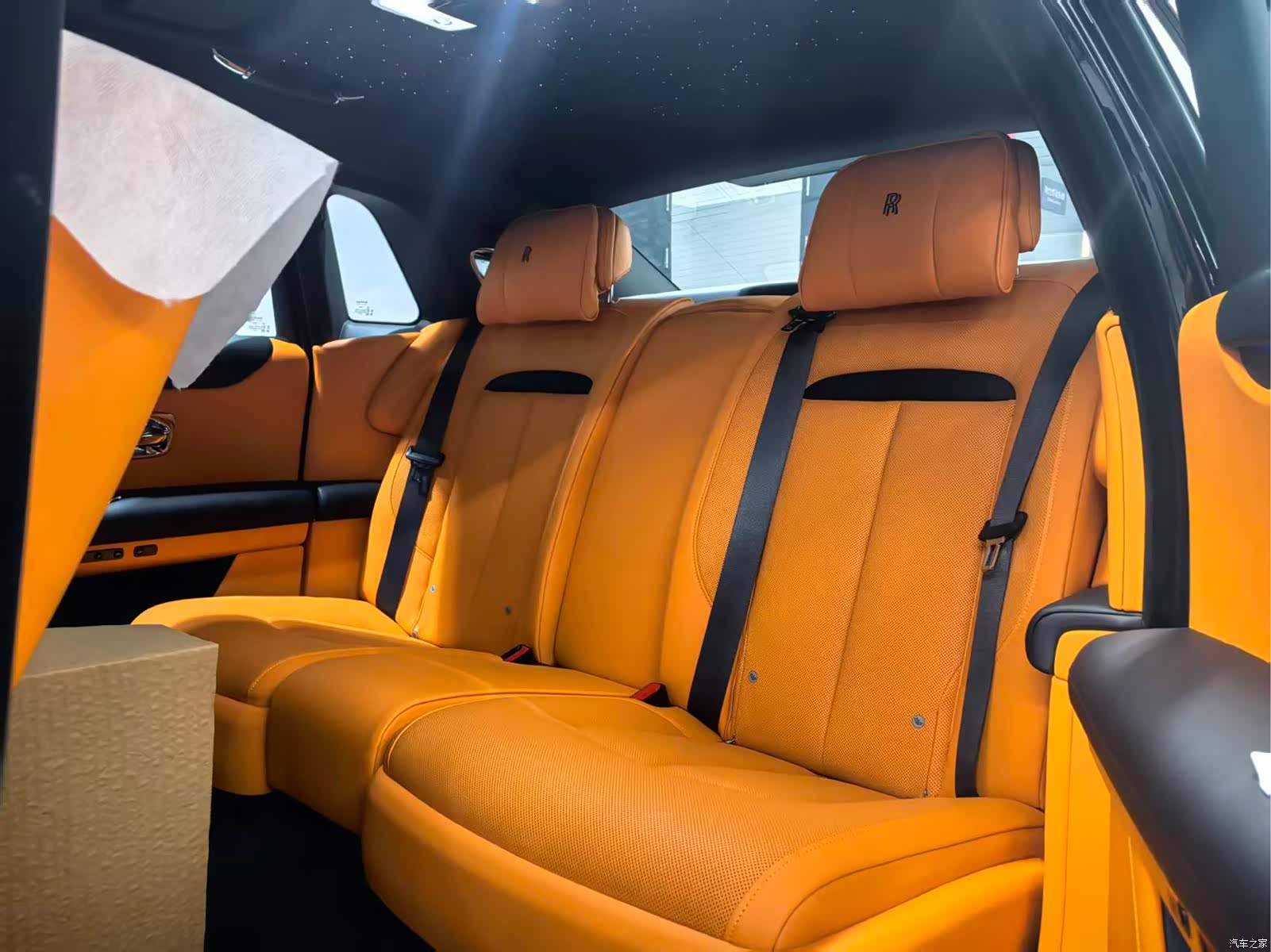 Rolls-Royce Ghost, 2025 10