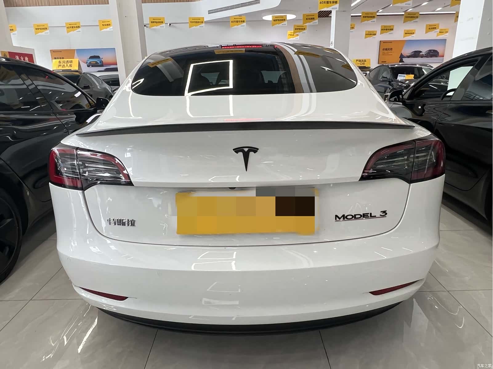 Tesla Model 3, 2022 все фото