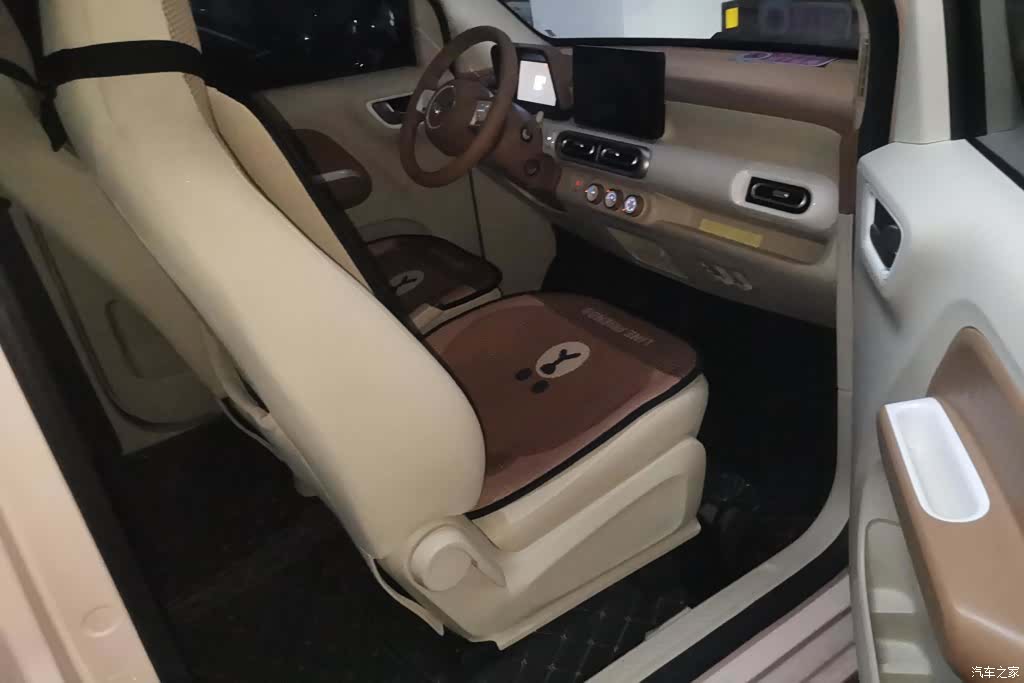 Wuling MINIEV, 2025 8