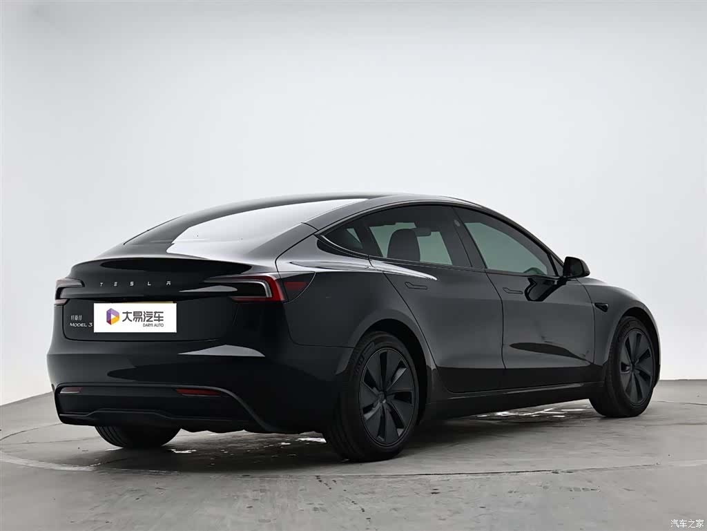 Tesla Model 3, 2023 3