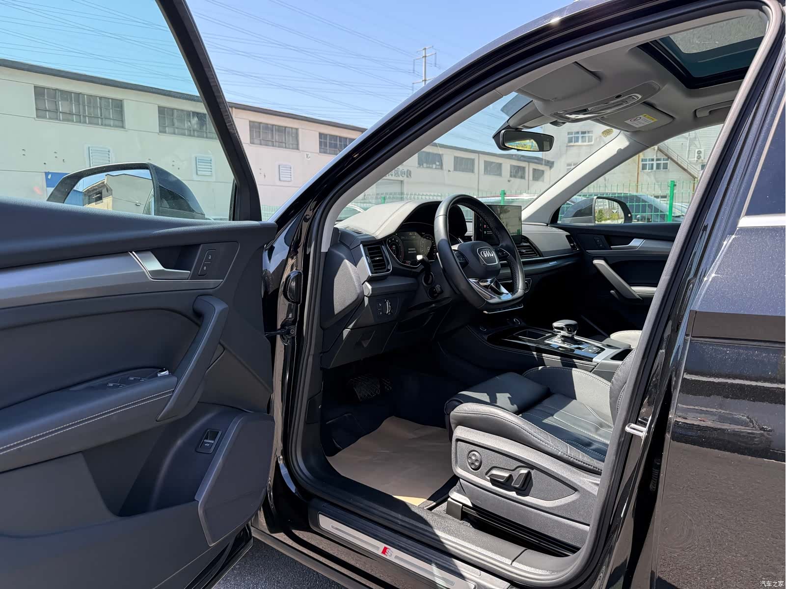 Audi Q5L, 2022 13