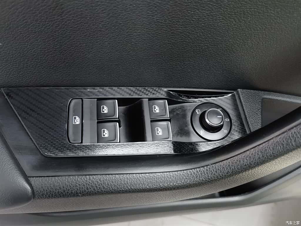 Skoda Superb, 2018 9