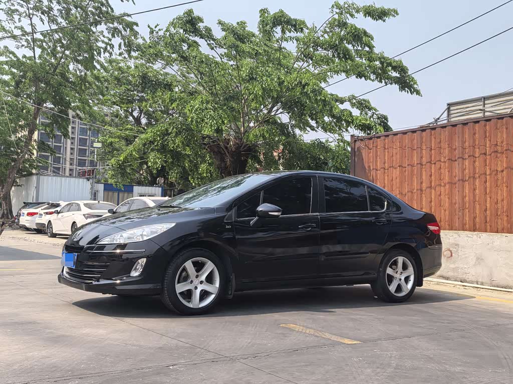 Peugeot 408