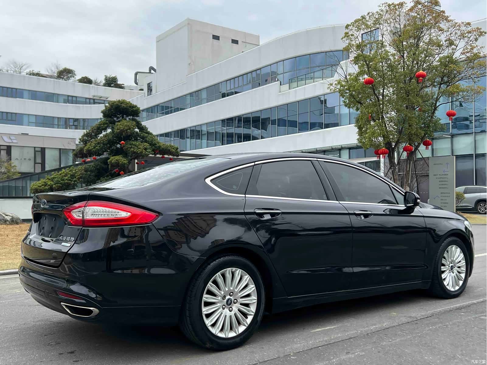 Ford Mondeo, 2015 12