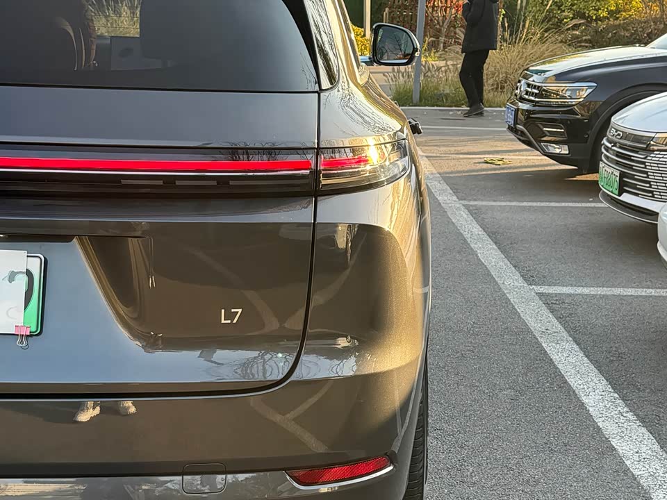 Li Auto Ideal L7