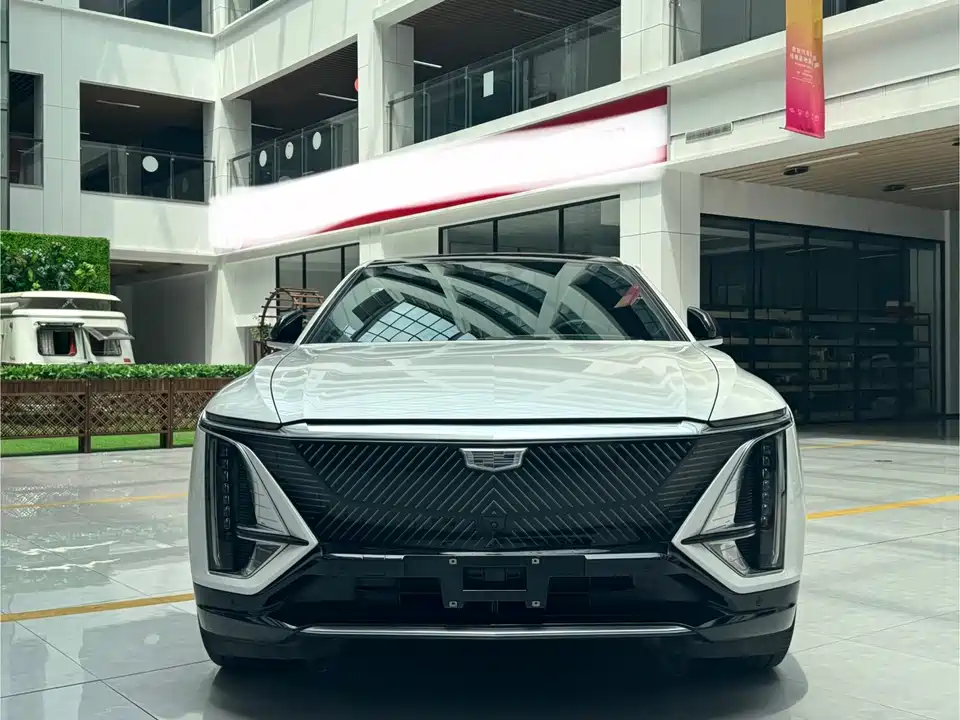 Cadillac IQ Ruige