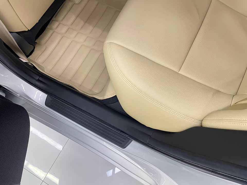 Toyota Reiz Toyota Reiz