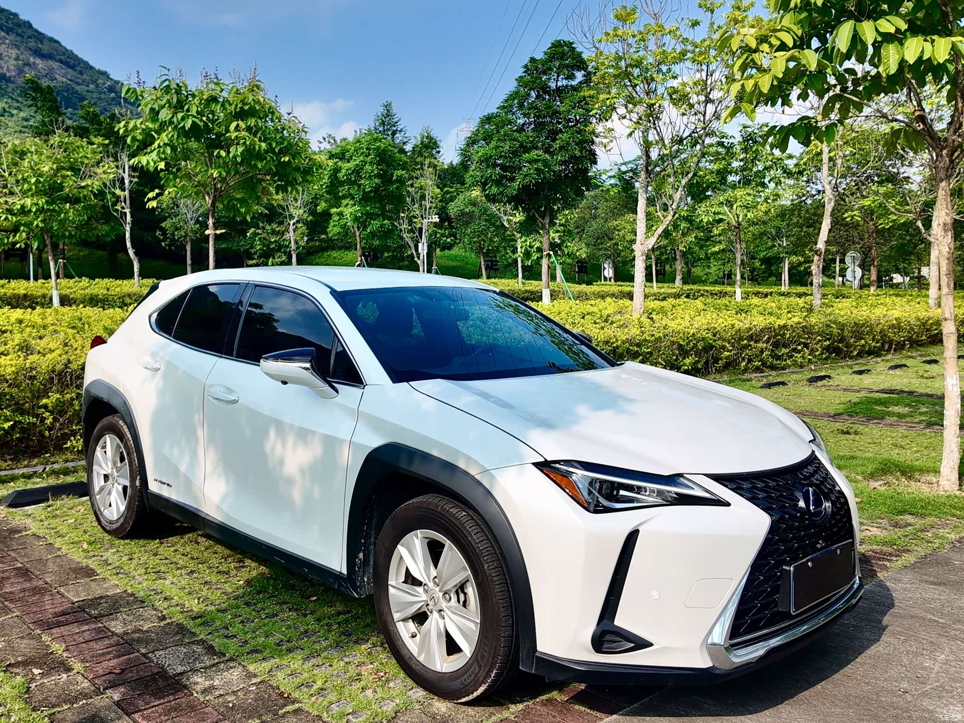 Lexus UX, 2019 21