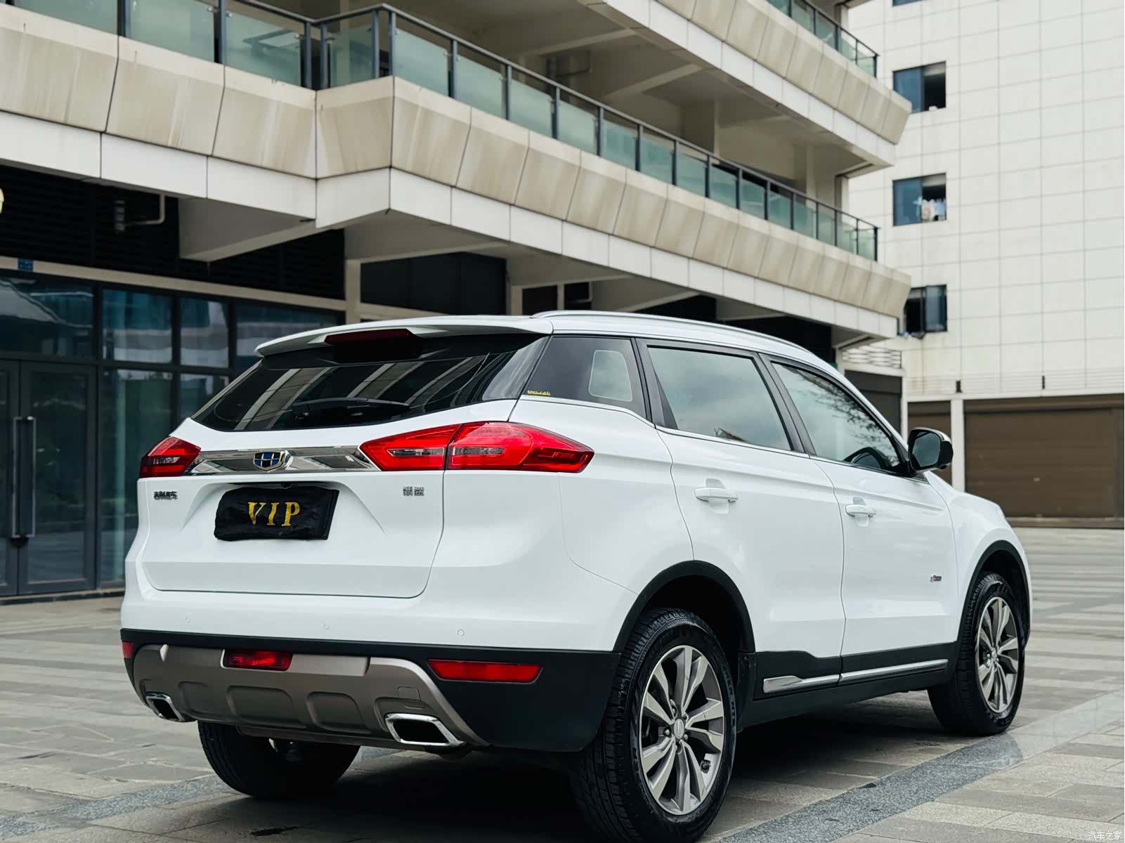 Geely Boyue, 2017 8