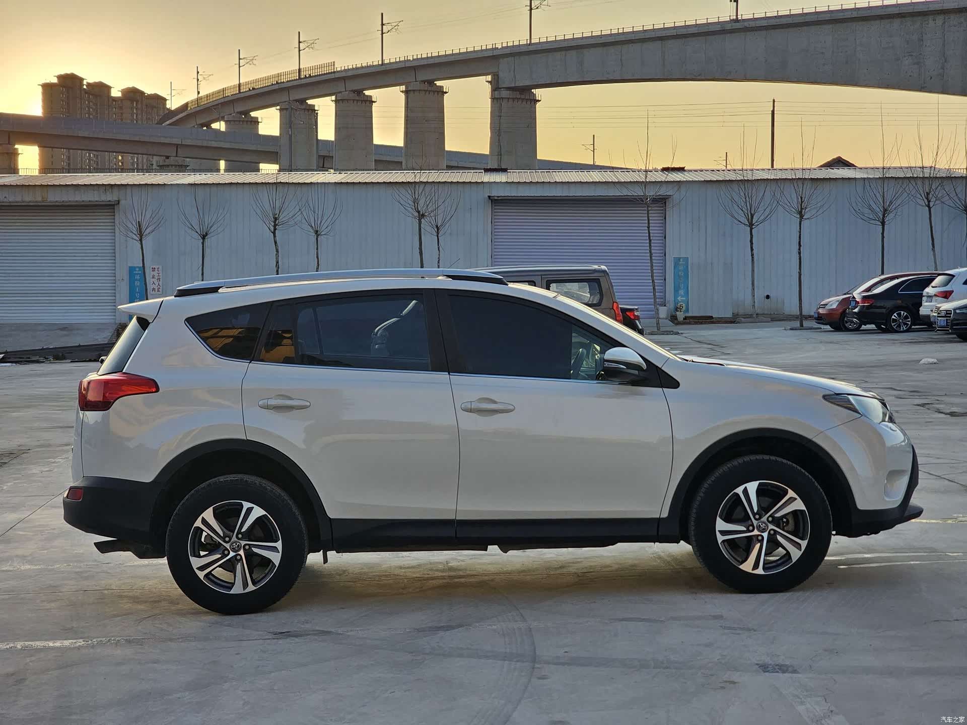 Toyota RAV4, 2016 7