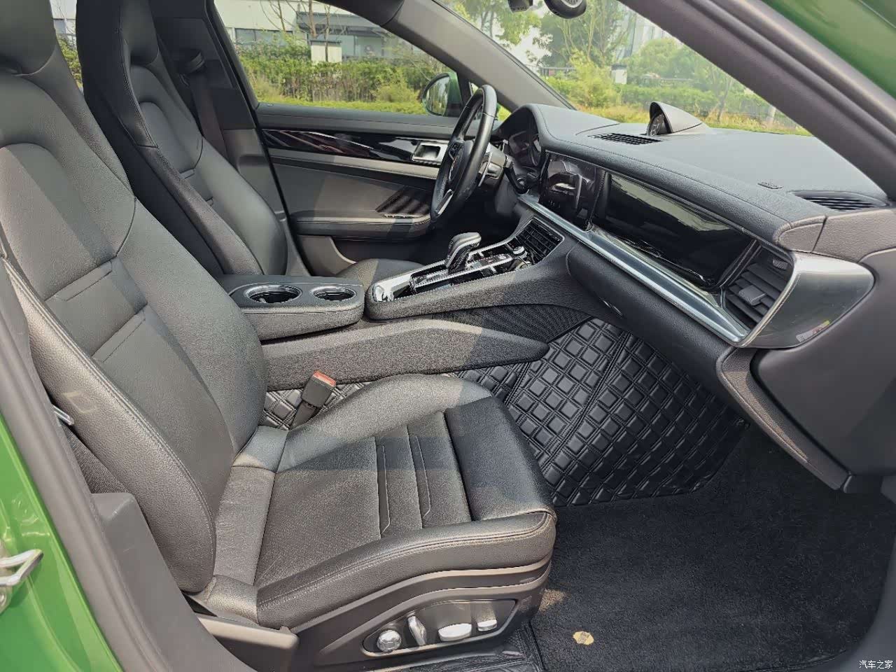 Porsche Panamera, 2020 11
