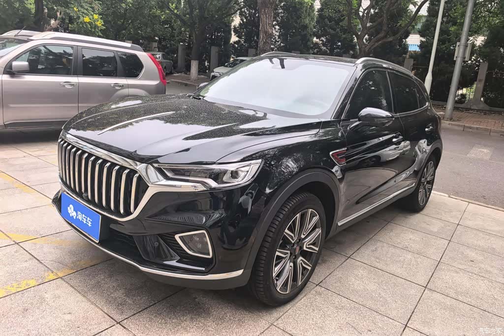 Hongqi HS5, 2022 1