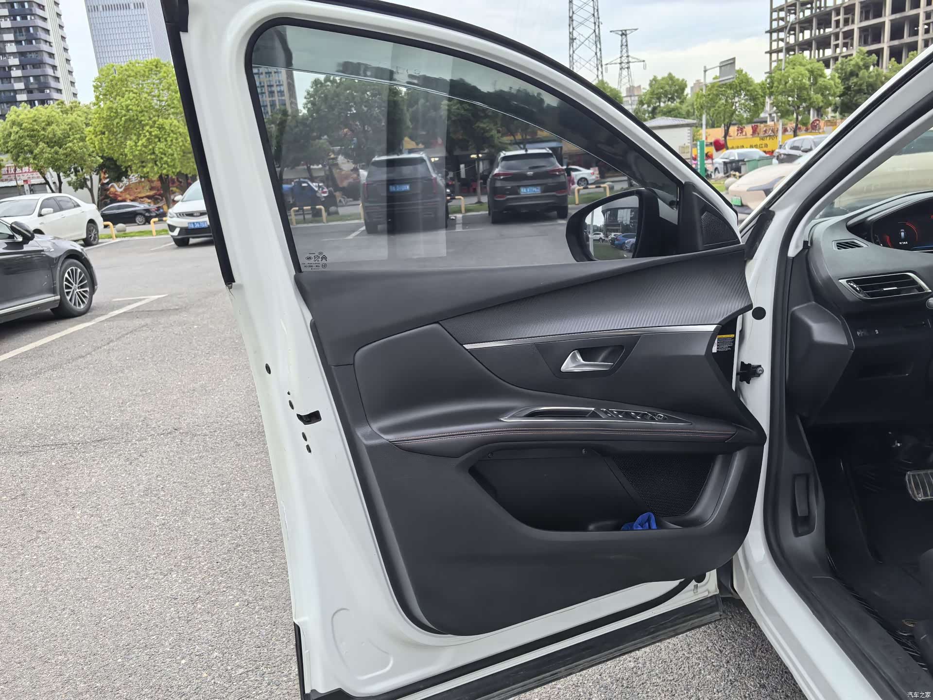 Peugeot 5008, 2019 18