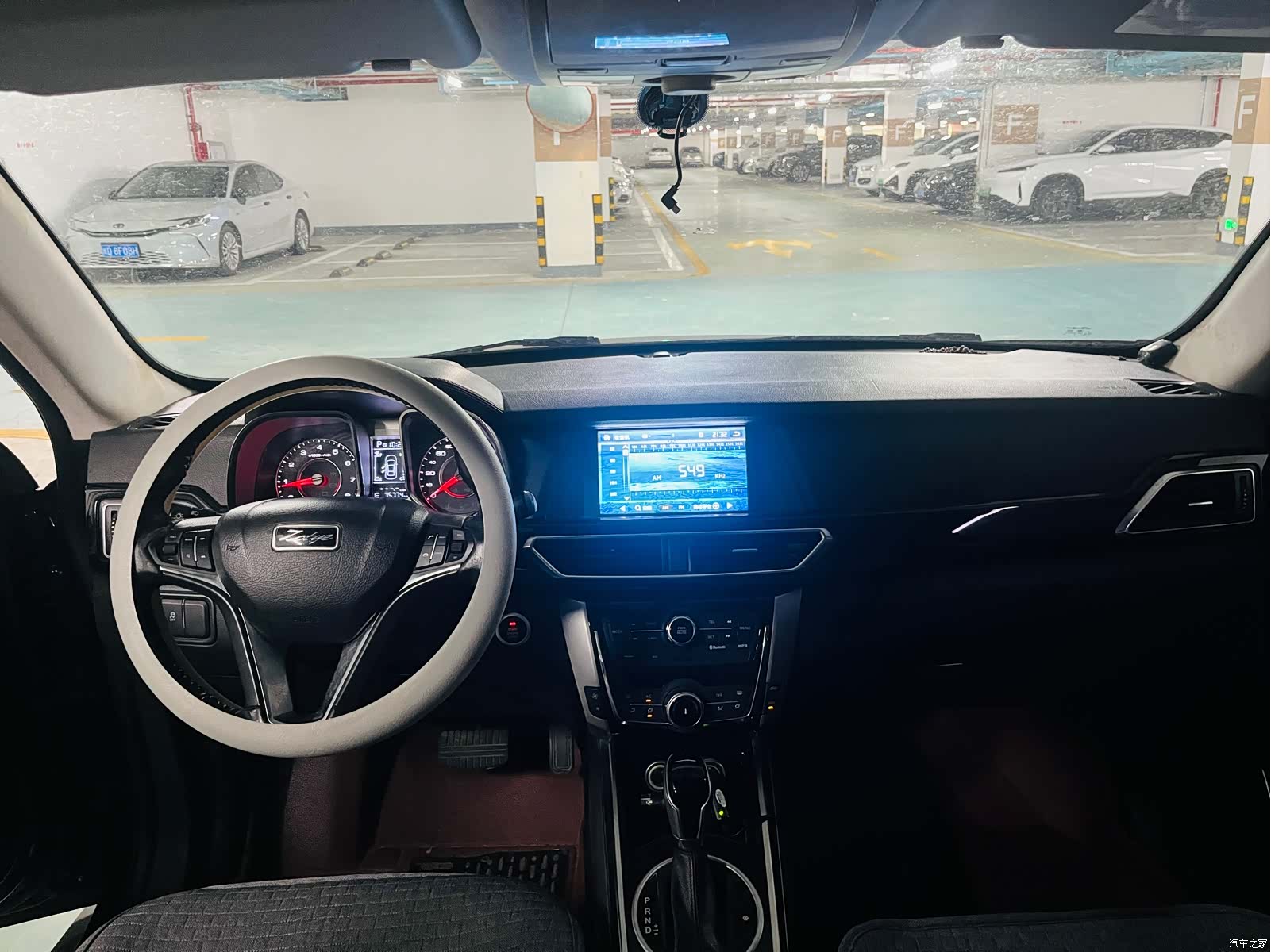 Zotye X5, 2016 6