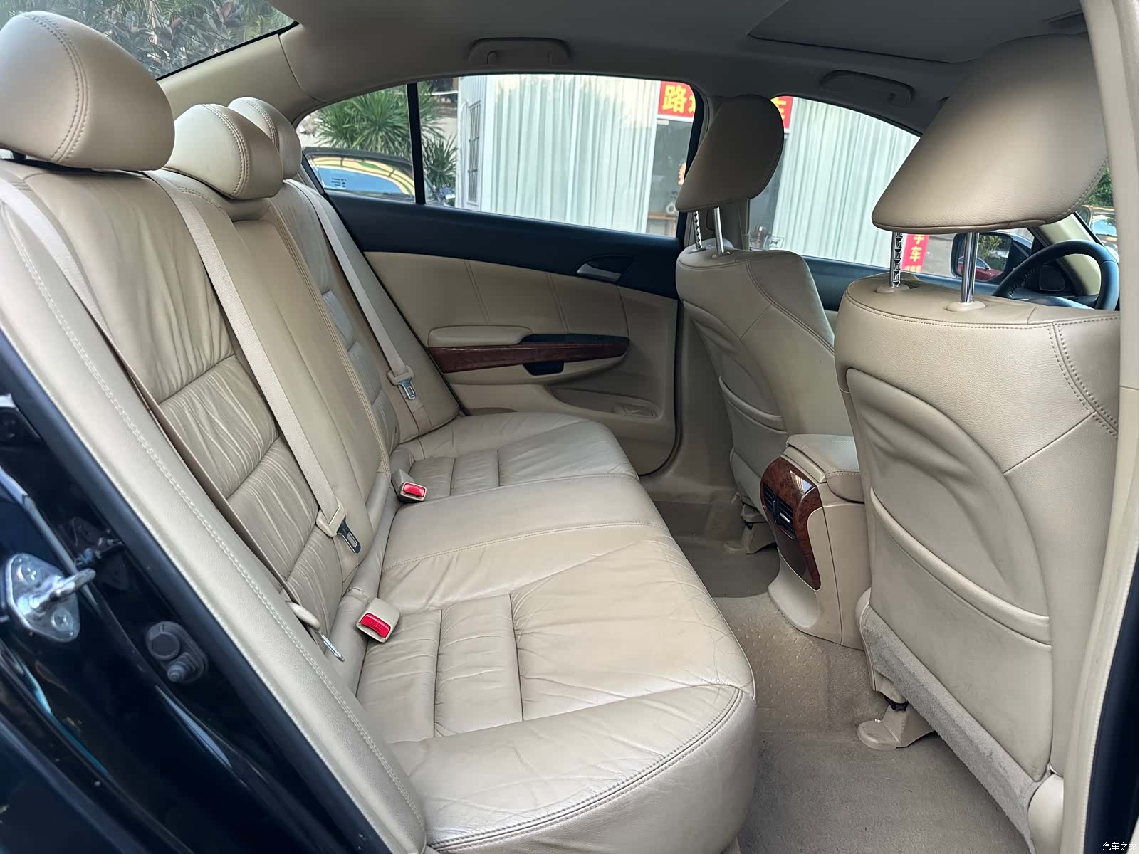 Honda Accord, 2011 14