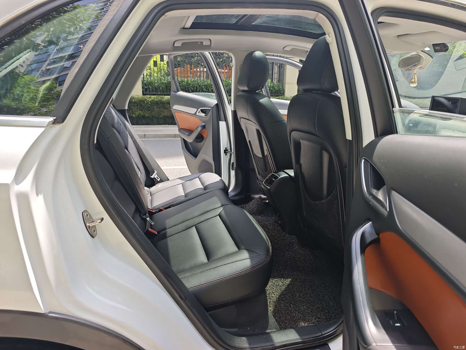 Audi Q3, 2013 14