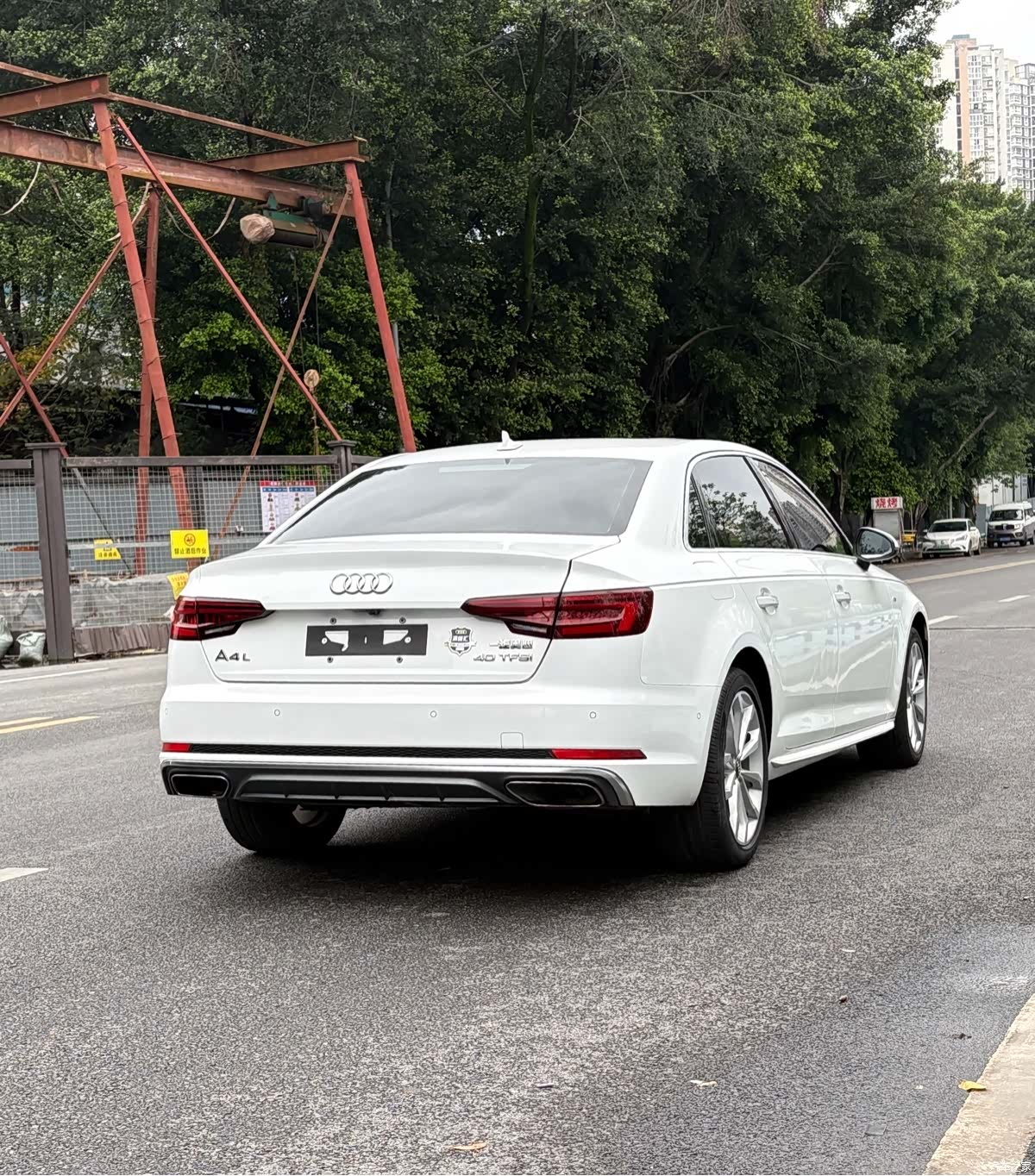 Audi A4L, 2019 9