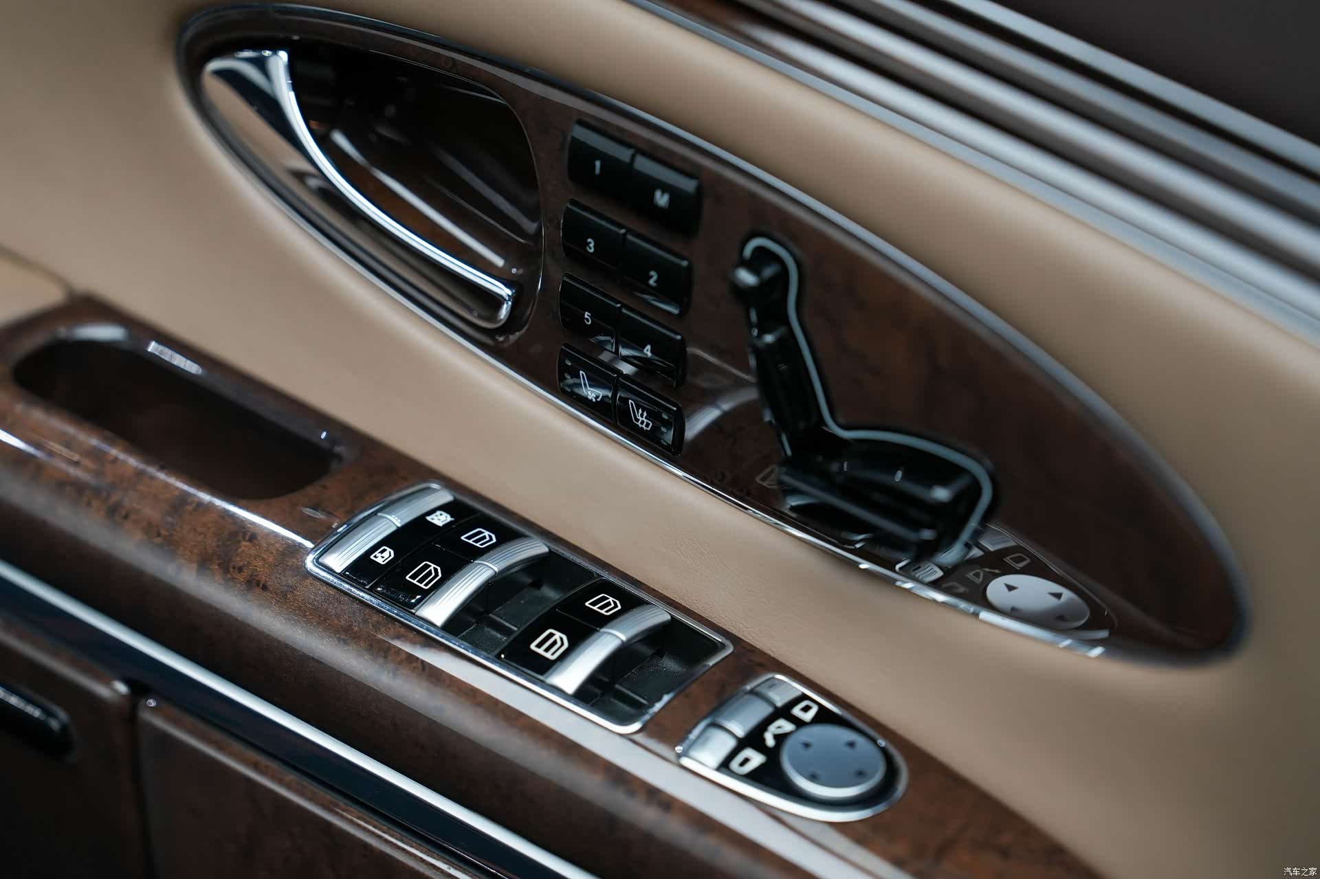 Maybach 57, 2012 16