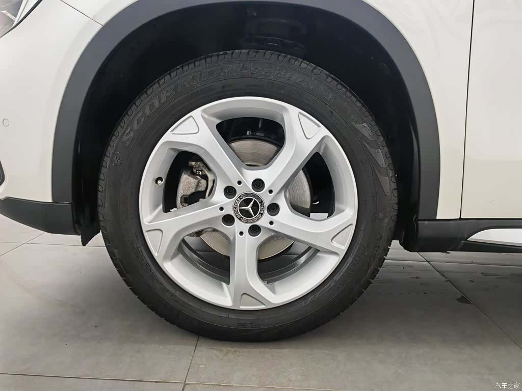 Mercedes-Benz GLA, 2019 17