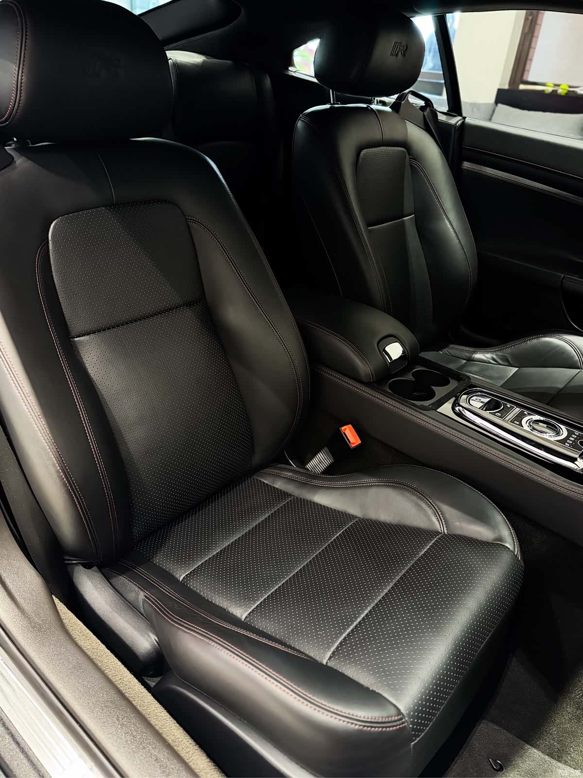 Jaguar XK, 2013 12