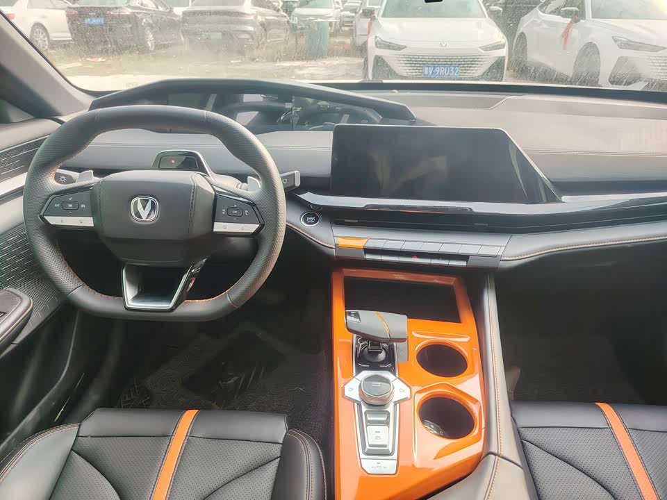Changan UNI-V