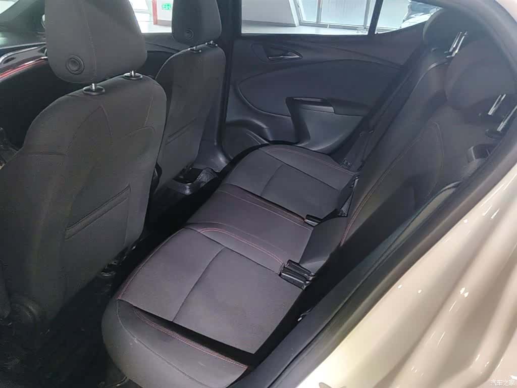 Buick Verano, 2017 17