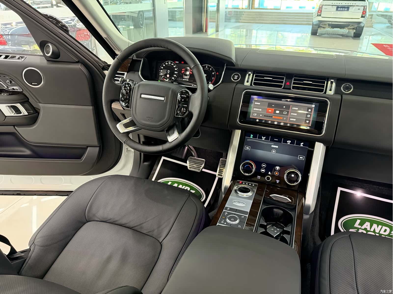 Land Rover Range Rover, 2022 15