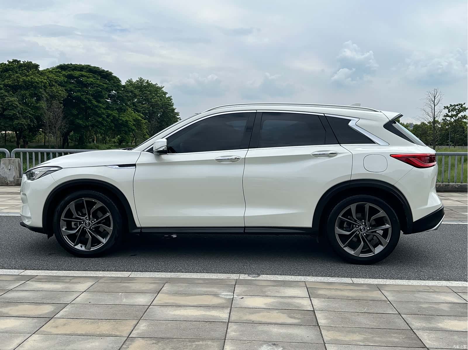 Infiniti QX50, 2018 8