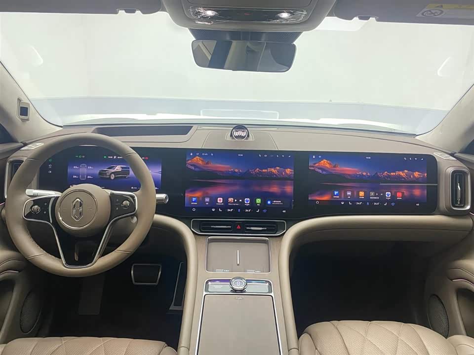 AITO Ask the world M9