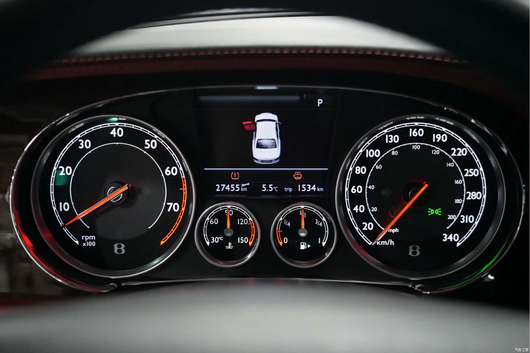 Bentley Flying Spur, 2014 12