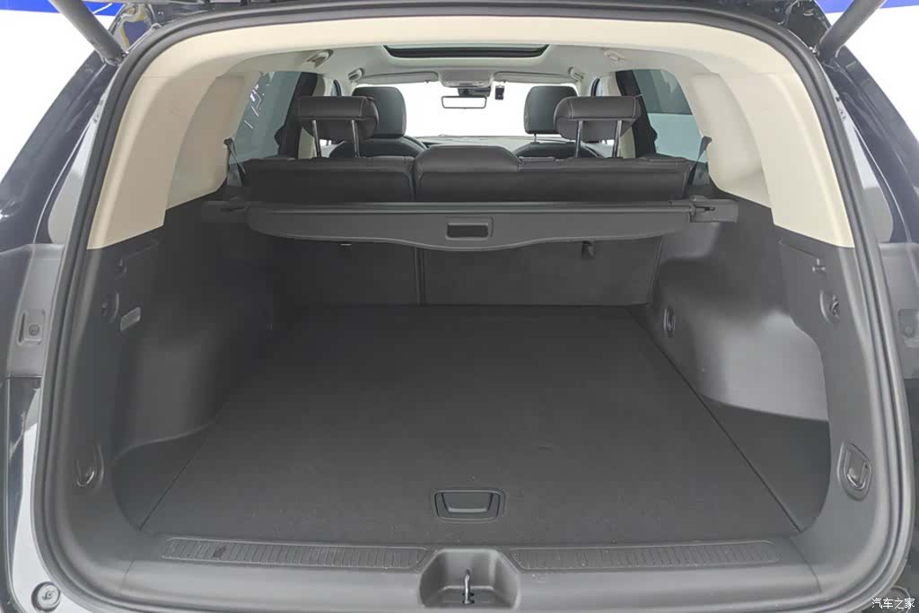 Buick Envision Plus, 2023 4