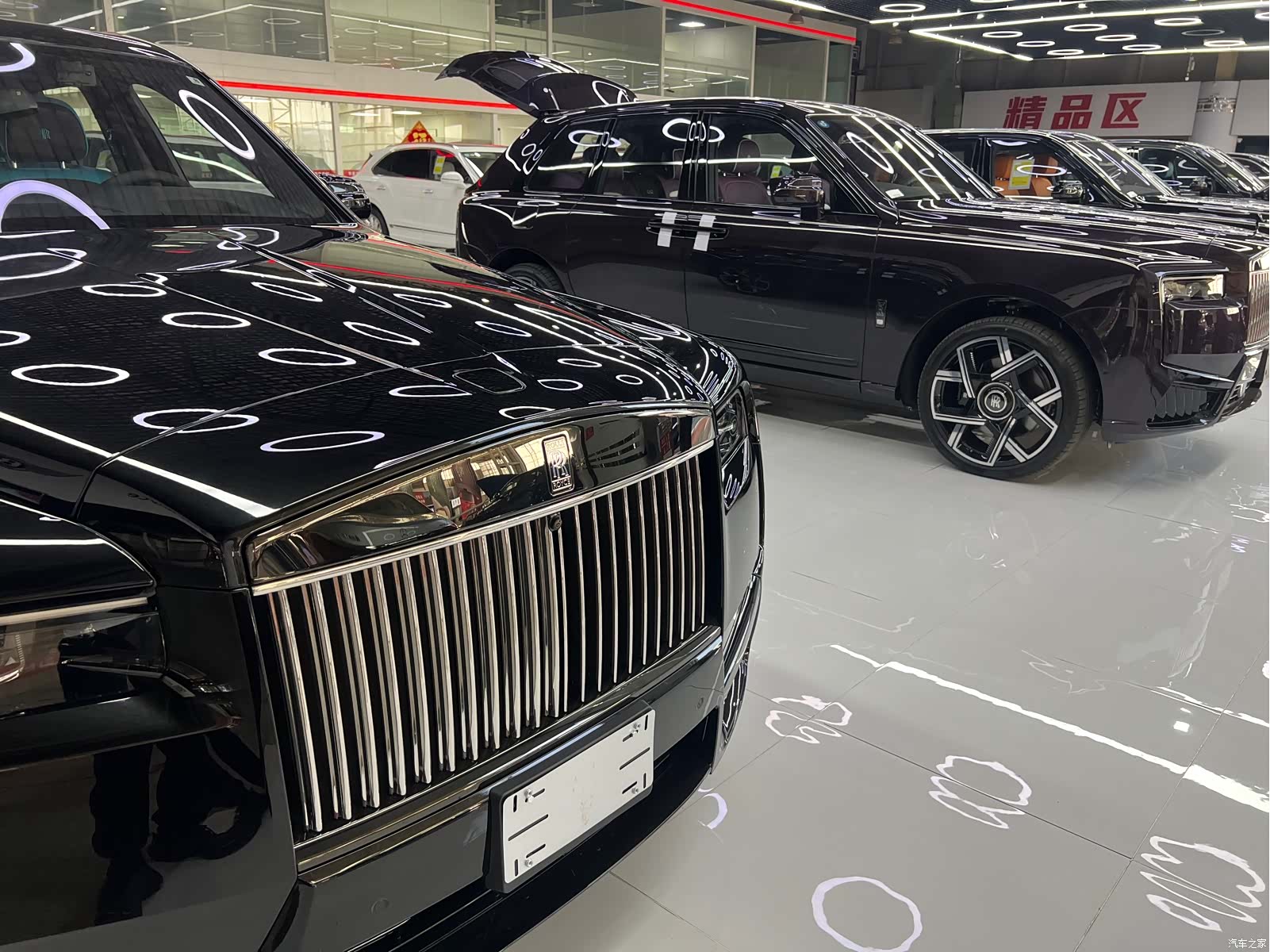 Rolls-Royce Cullinan, 2026 4