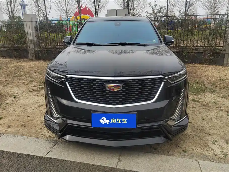 Cadillac XT6