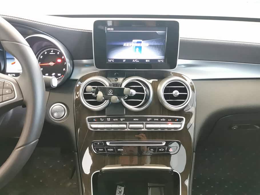 Mercedes-Benz GLC Mercedes-Benz GLC