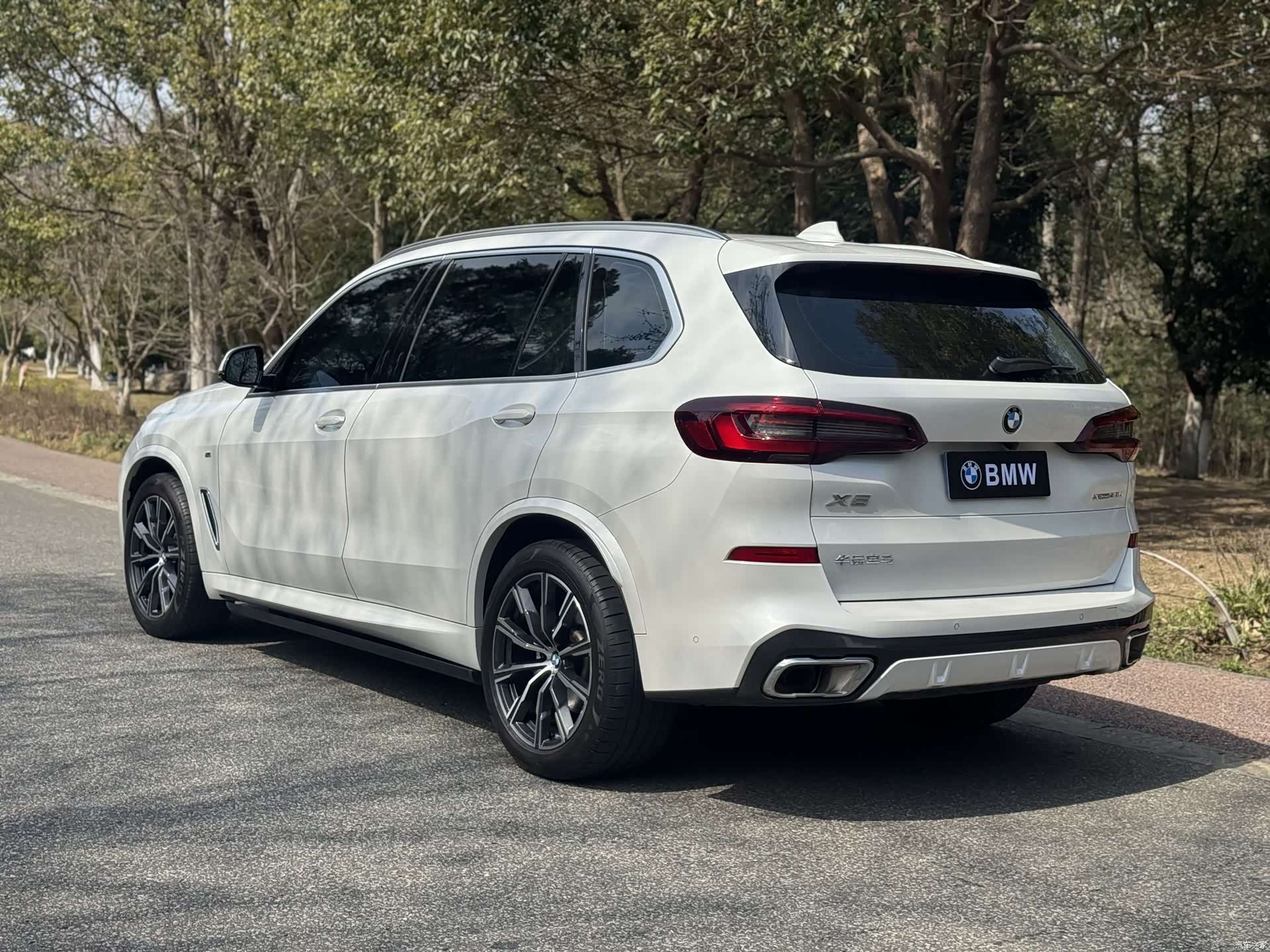 BMW X5, 2023 все фото