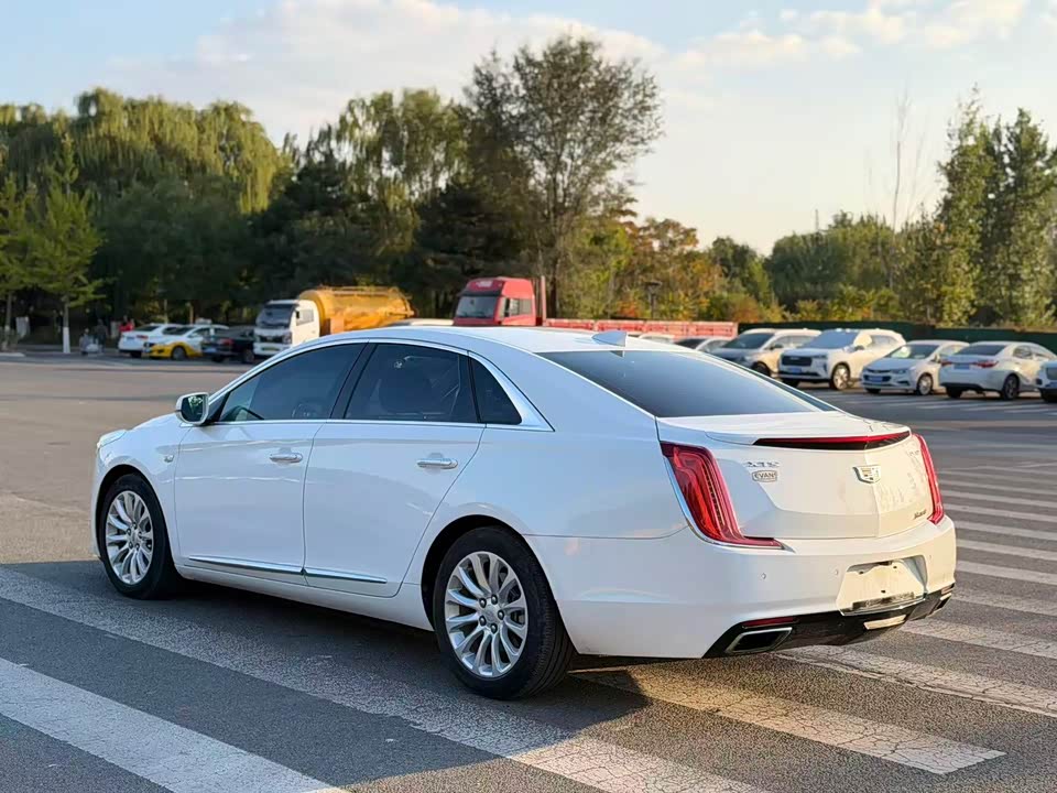 Cadillac XTS