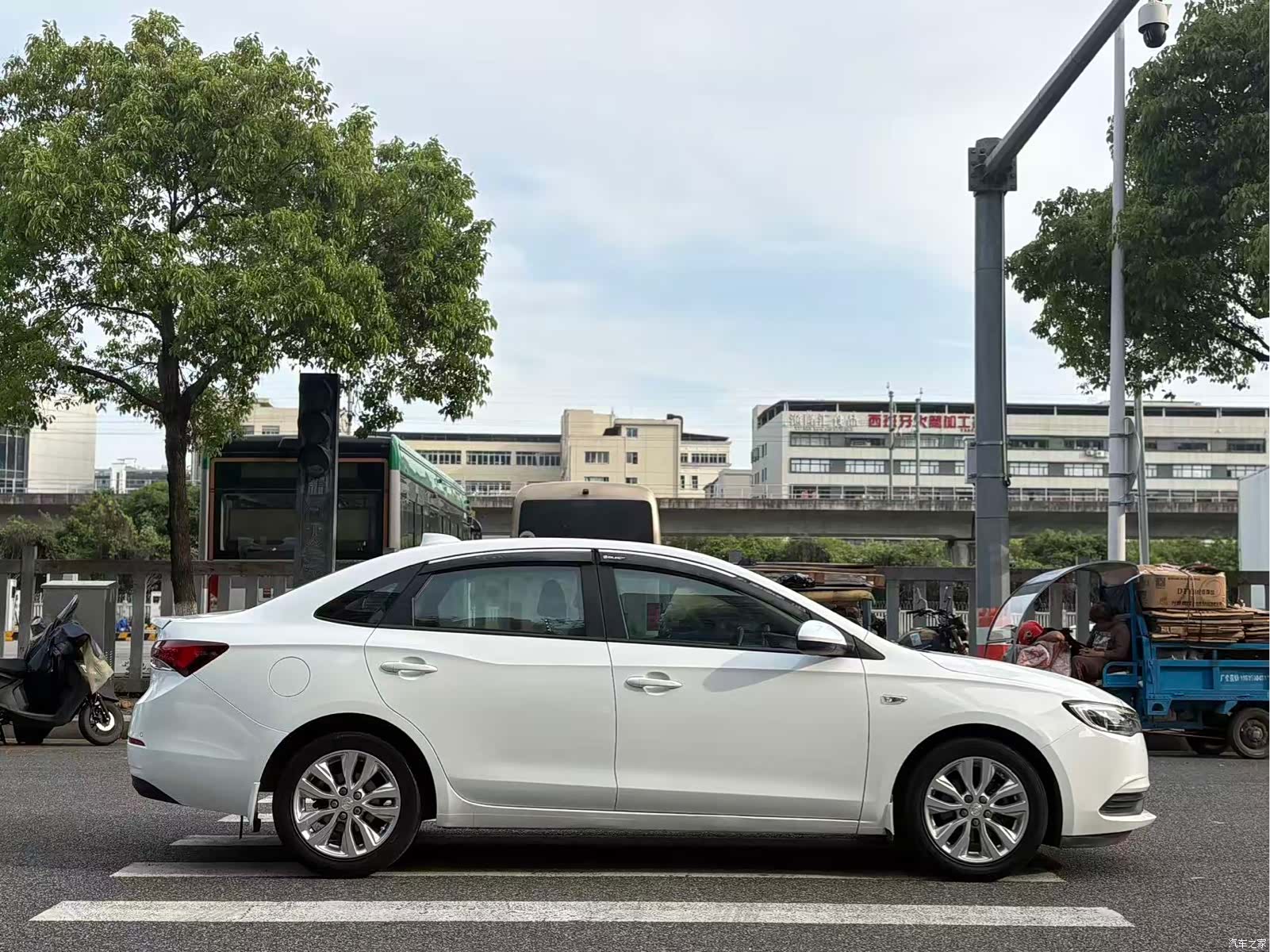 Buick V, 2018 4