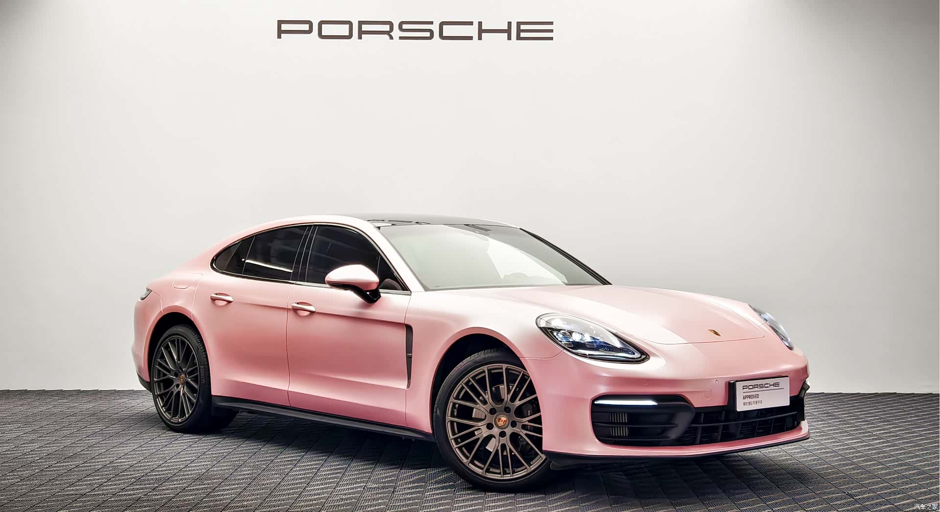 Porsche Panamera, 2023 2