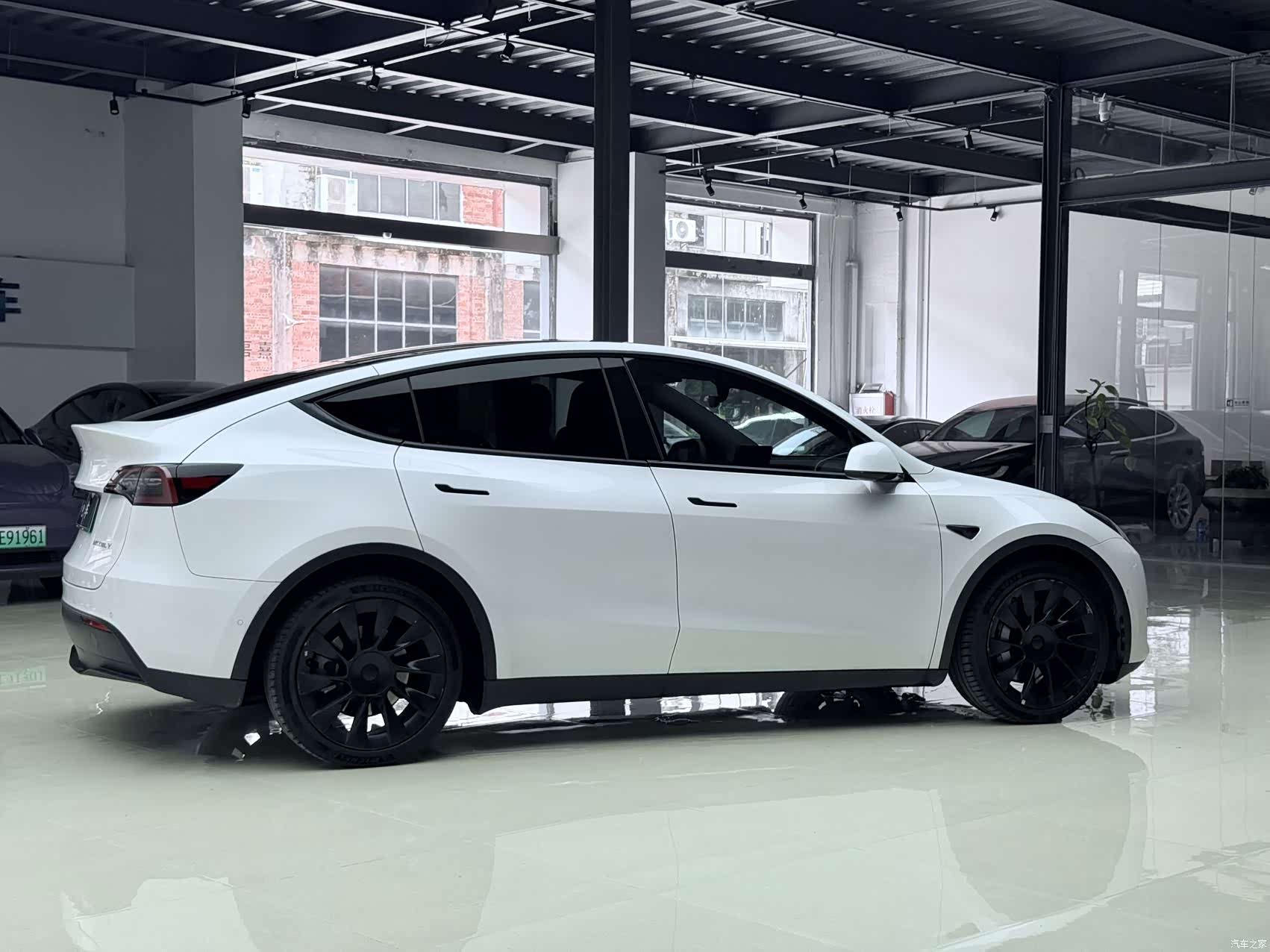 Tesla Model Y, 2021 7