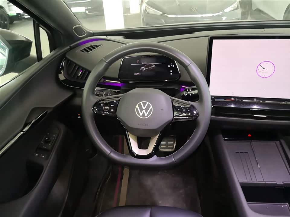 Volkswagen With the crowd 06