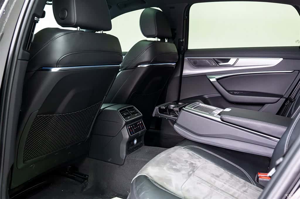 Audi A6L, 2022 7