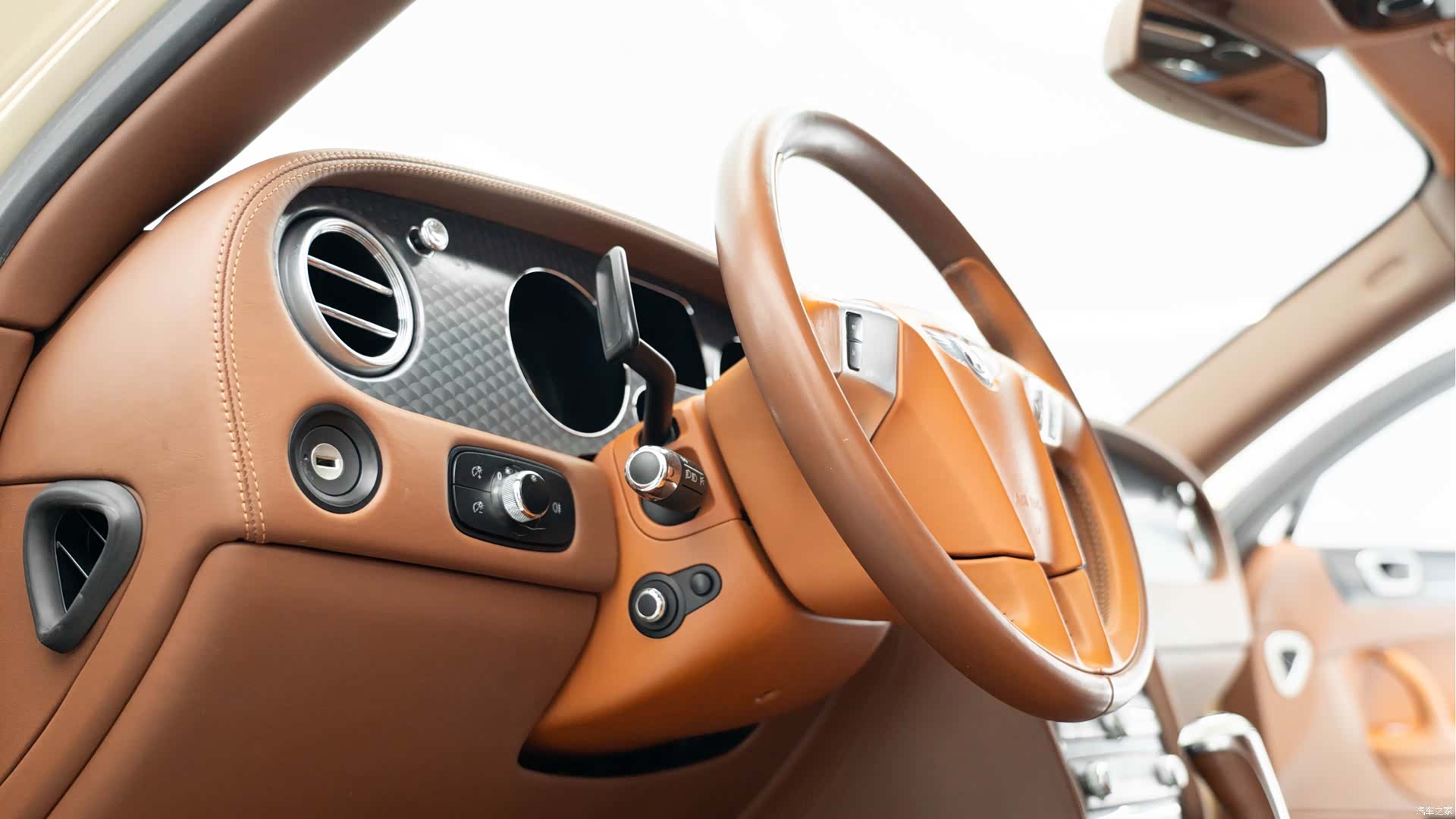 Bentley Flying Spur, 2011 16