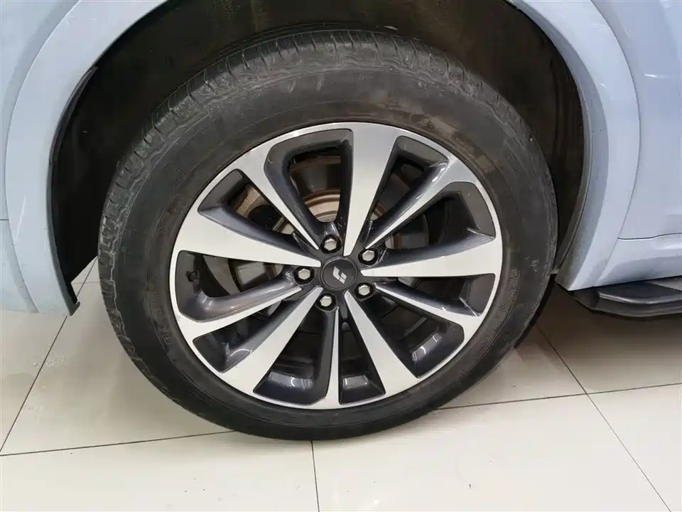 Li Auto Ideal ONE