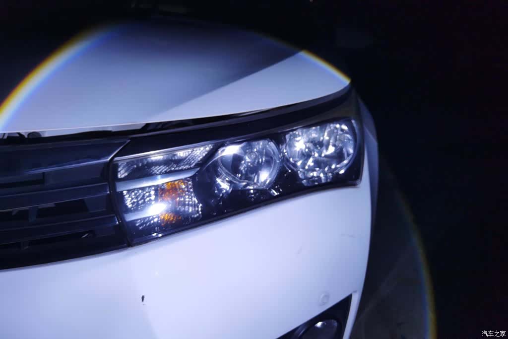 Toyota Corolla, 2015 все фото