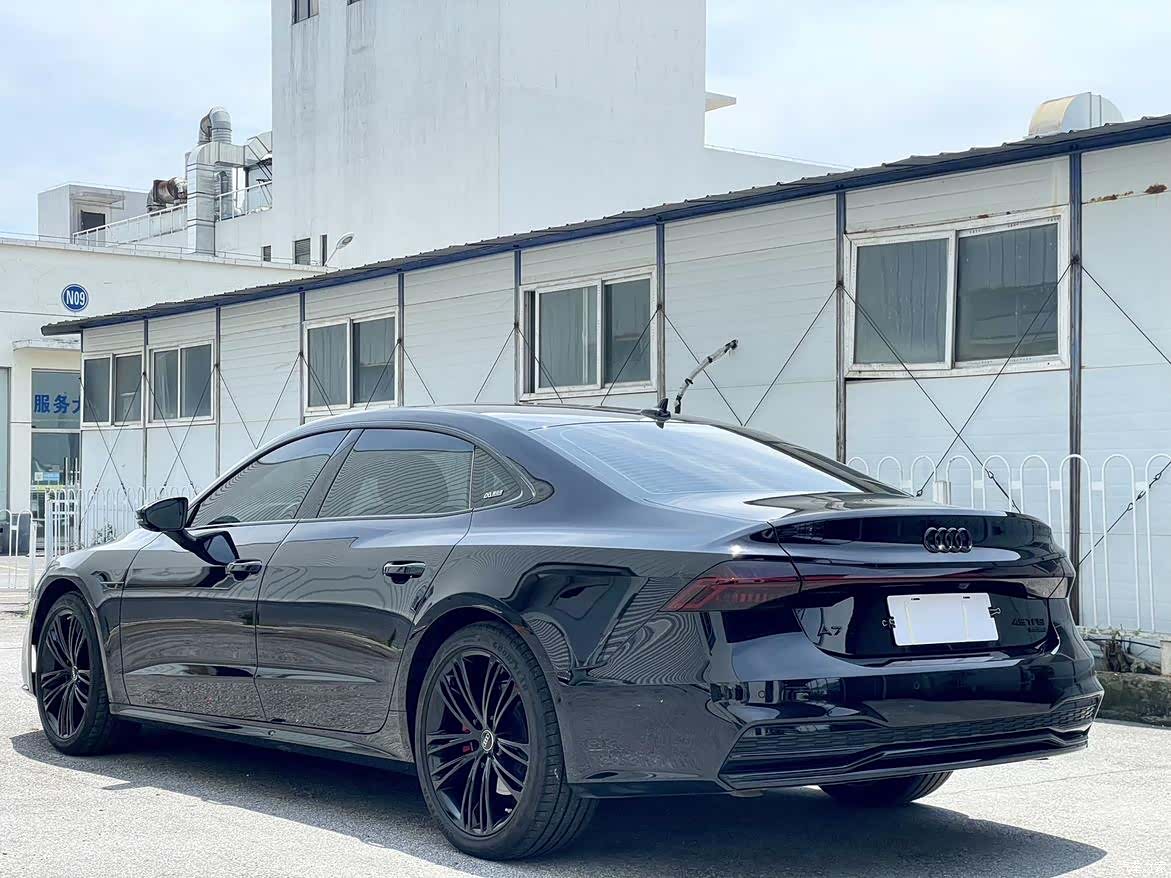 Audi A7L, 2025 7