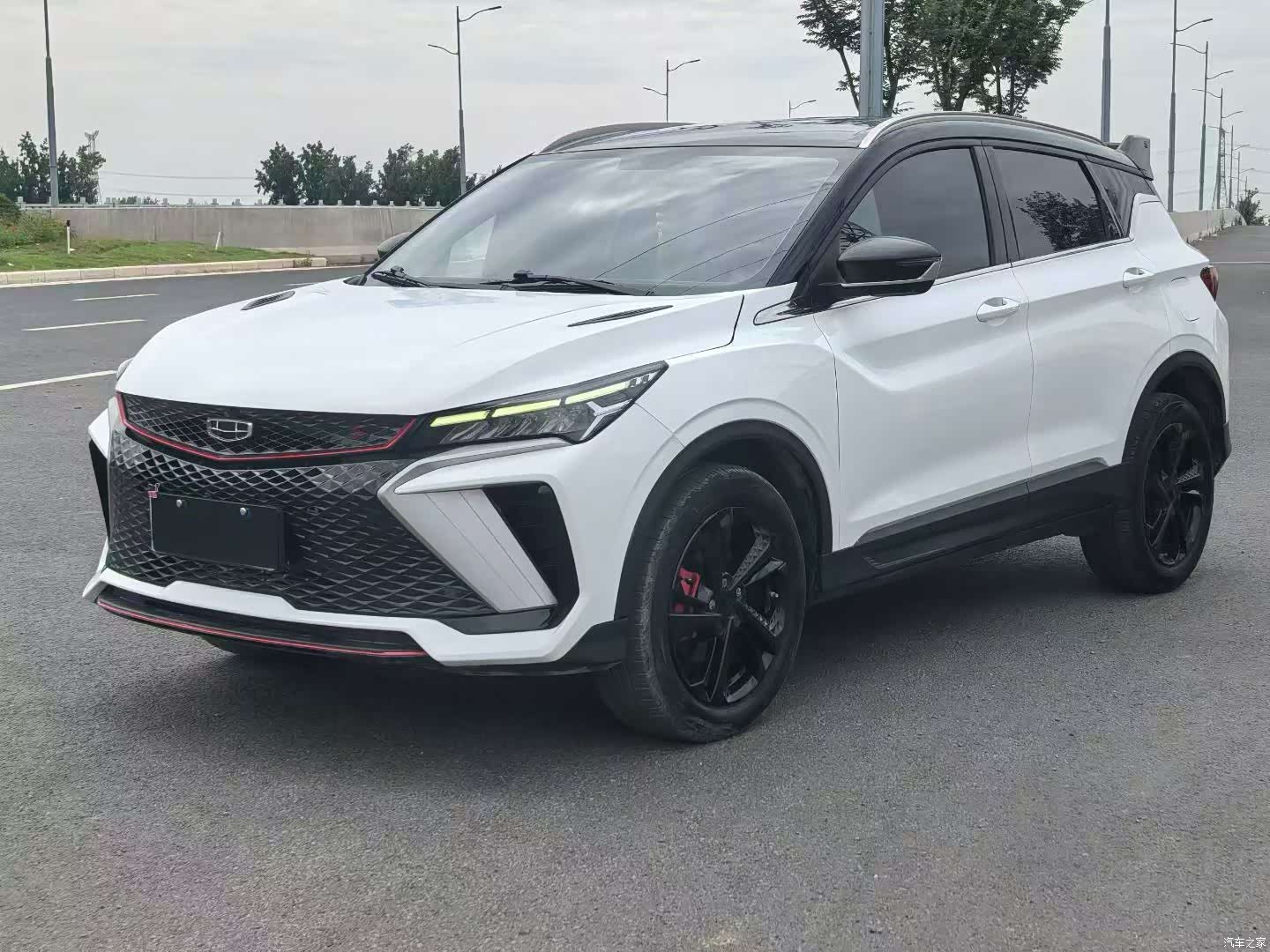Geely Coolray, 2023 1