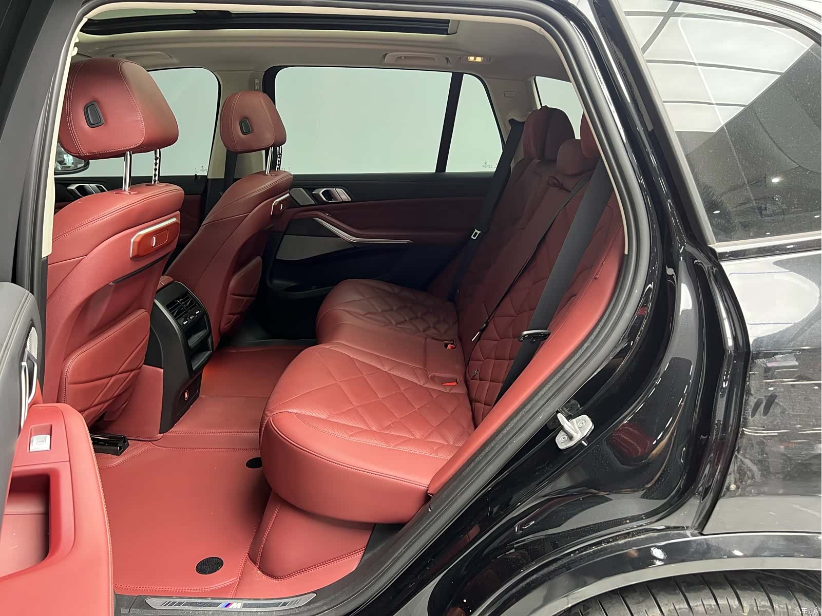 BMW X5, 2024 9