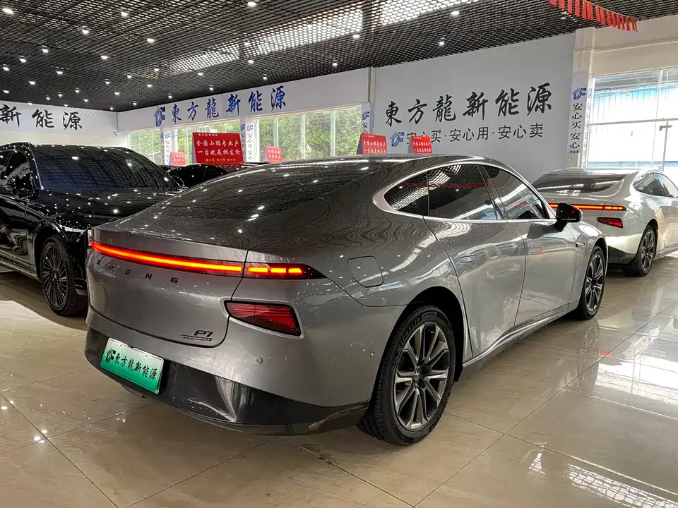 XPENG P7