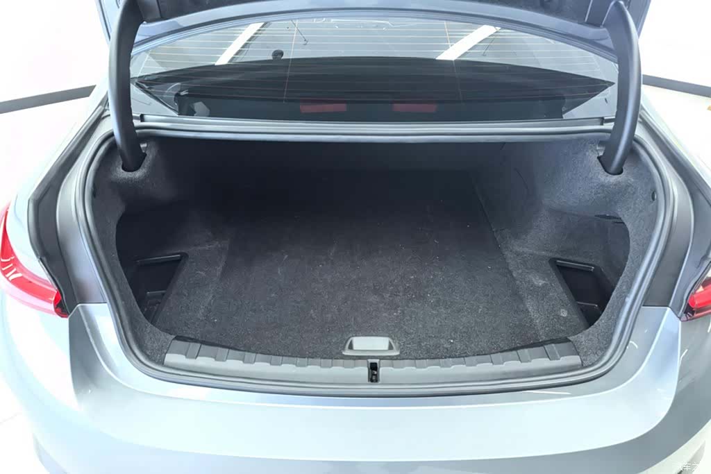 BMW i3, 2022 4